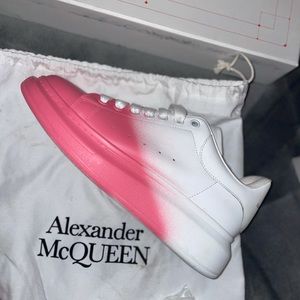 Alexander Mcqueens